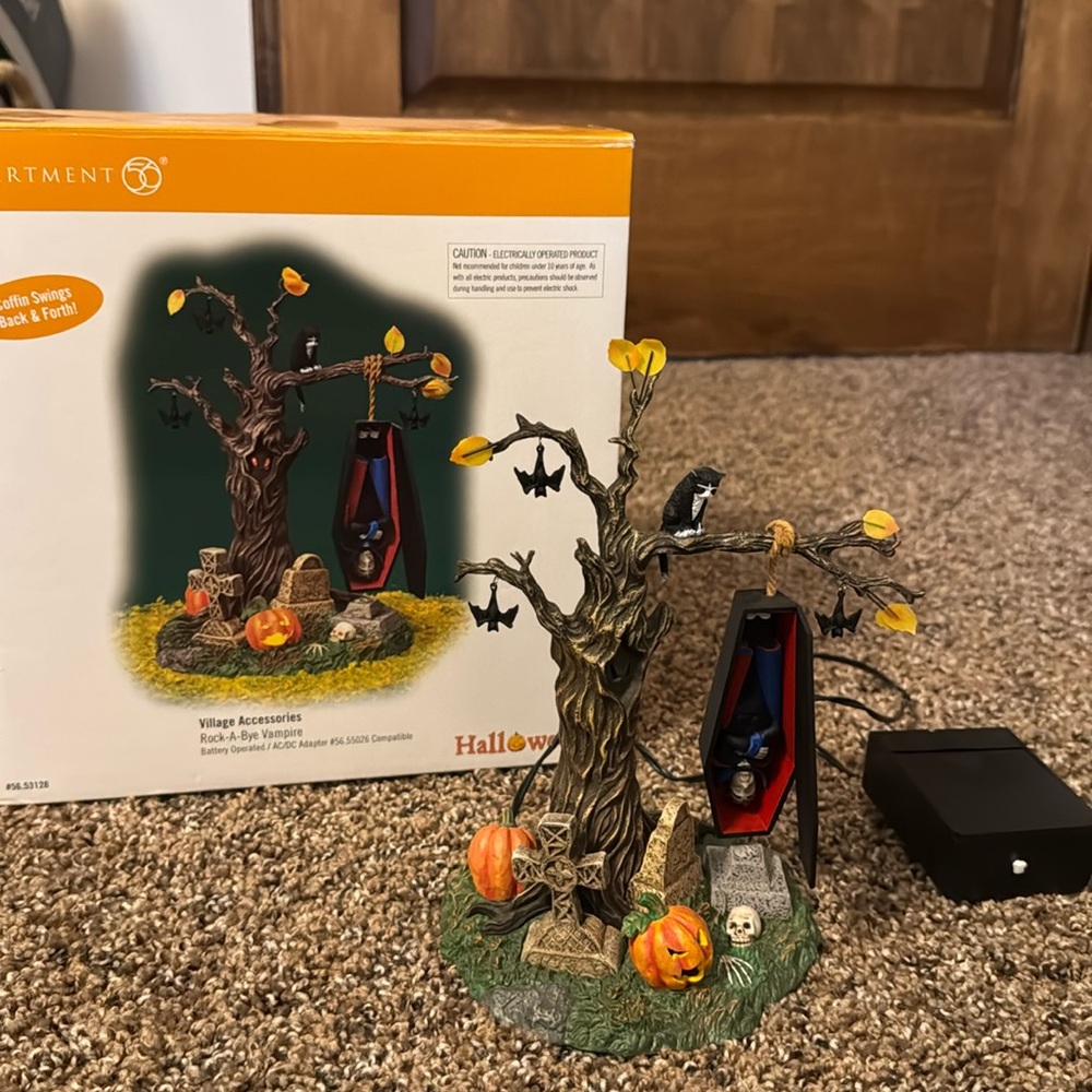 Department 56 rock a bye vampire, Halloween decor